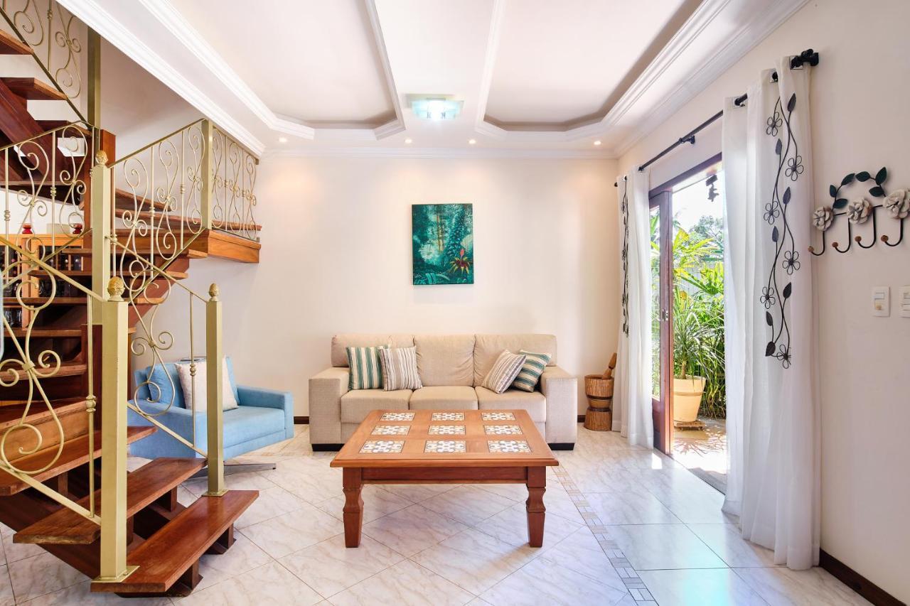 Casa Petunia Com Ar E Piscina Perto Do Centro Villa Paraty Exterior photo